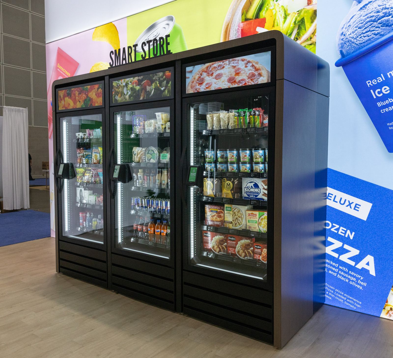 Smart store in a warm wood enclosure